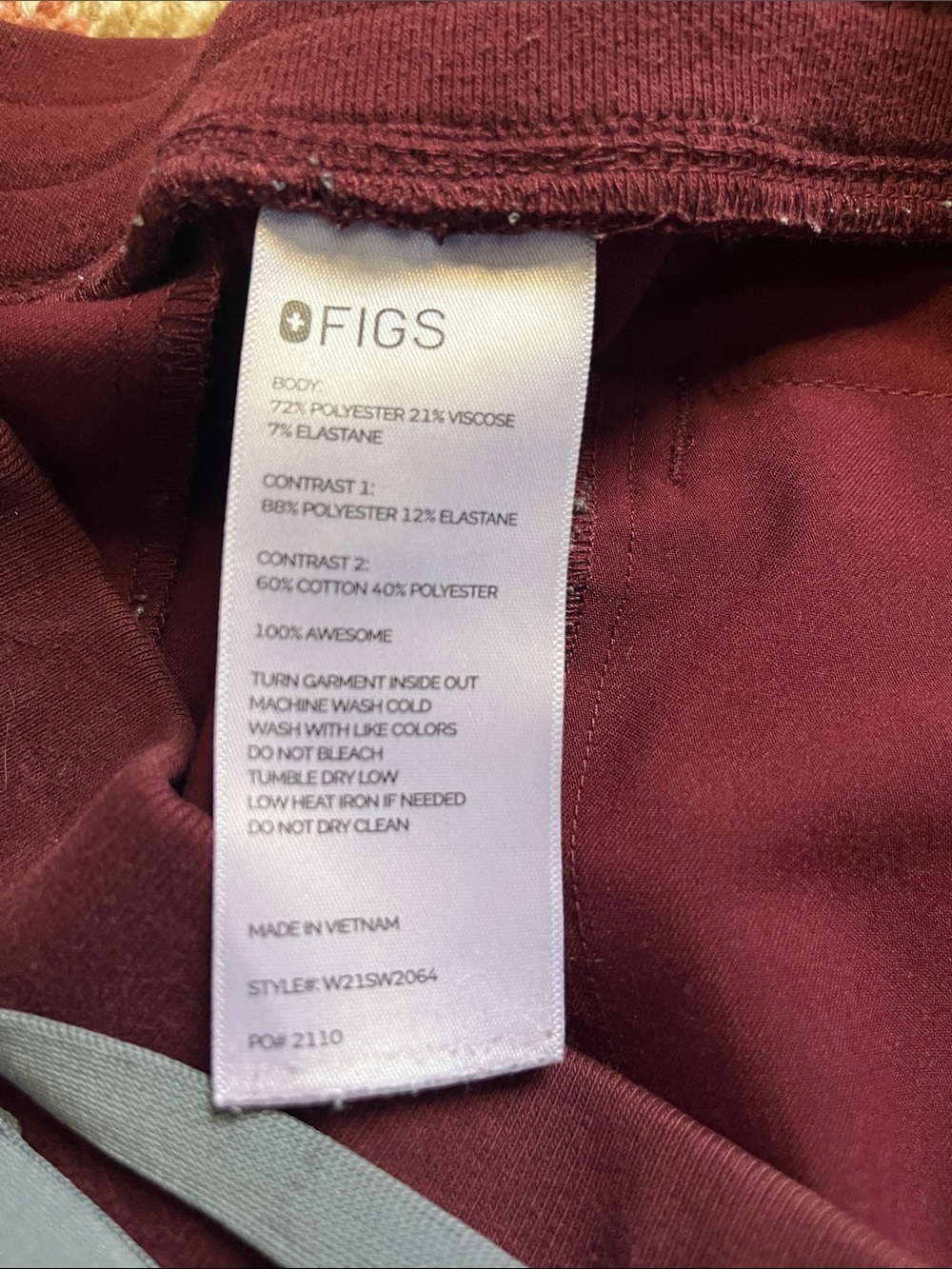 FIGS Zamora Jogger Scrub Maroon Women’s M EUC - Picture 7 of 9
